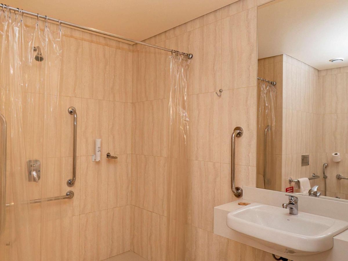 Ibis Styles Curitiba Aeroporto Hotel